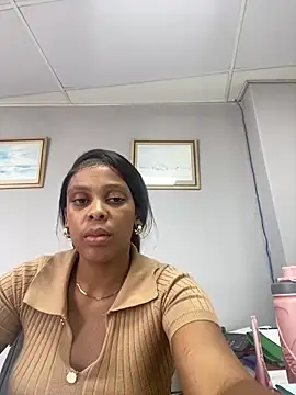 Snapshot of 031bubbles chatting on March 13, 7:37 am 031bubbles online show from March 13, 7:37 am