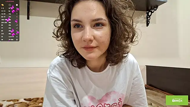 Snapshot of lady_linaa chatting on September 12, 4:07 pm lady linaa online show from September 12, 4:07 pm