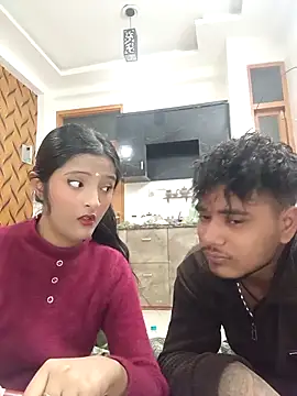 romantic couple1 online show from February 3, 12:53 am