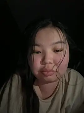 Snapshot of AryaWells chatting on March 2, 7:54 pm AryaWells online show from March 2, 7:54 pm