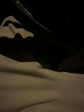 Snapshot of camboys_poyraz chatting on February 22, 7:12 pm camboys poyraz online show from February 22, 7:12 pm