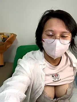 Snapshot of pumpkin_91 chatting on November 6, 3:57 pm pumpkin 91 online show from November 6, 3:57 pm