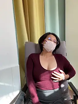 Snapshot of pumpkin_91 chatting on November 22, 6:23 am pumpkin 91 online show from November 22, 6:23 am