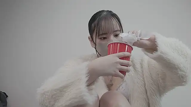 CocoaMilk18 online show from December 4, 12:47 pm