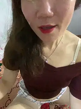 Snapshot of Pyy07 chatting on November 10, 12:37 pm Pyy07 online show from November 10, 12:37 pm