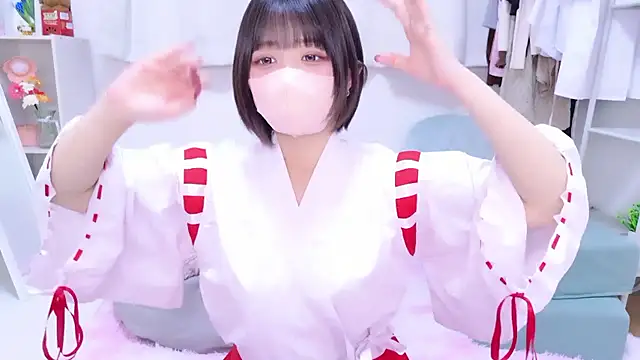 Hinata Sun online show from January 16, 11:58 am