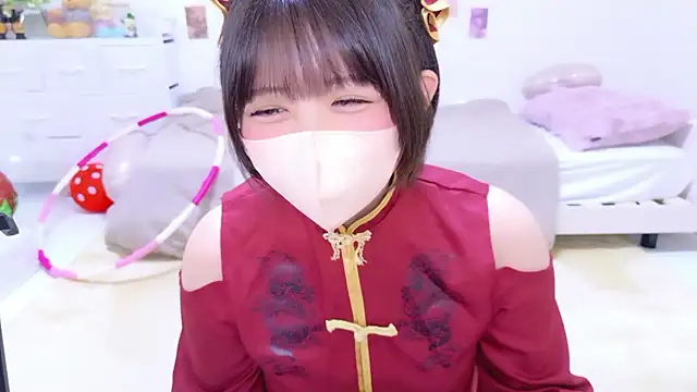 Hinata Sun online show from May 13, 12:02 pm