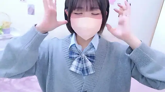 Hinata Sun online show from May 29, 11:41 am