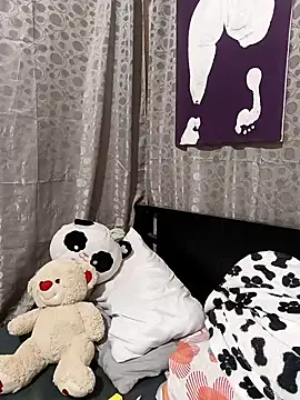 Snapshot of Lahila_ chatting on May 9, 3:23 am Lahila online show from May 9, 3:23 am