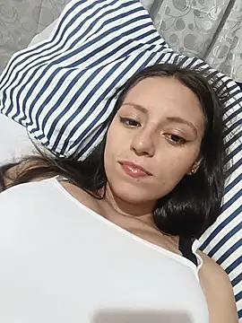 Snapshot of Lahila_ chatting on June 5, 9:31 pm Lahila online show from June 5, 9:31 pm