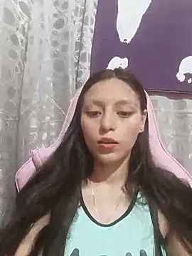 Snapshot of Lahila_ chatting on August 5, 3:48 pm Lahila online show from August 5, 3:48 pm