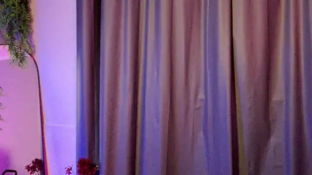 xbigpeach online show from July 18, 12:48 am