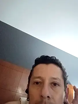 tonder69 online show from February 7, 5:05 pm