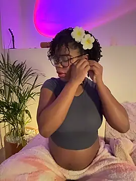 Snapshot of Sweet-Jade chatting on July 20, 1:31 am Sweet-Jade online show from July 20, 1:31 am