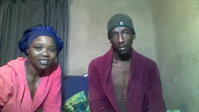 longdickson12345 online show from April 25, 12:46 am