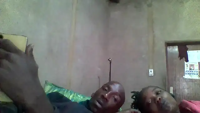 longdickson12345 online show from May 26, 7:26 am