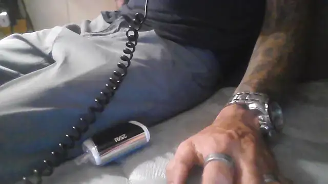 crassanova online show from October 26, 7:20 pm