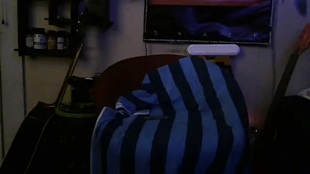crassanova online show from May 18, 6:58 pm