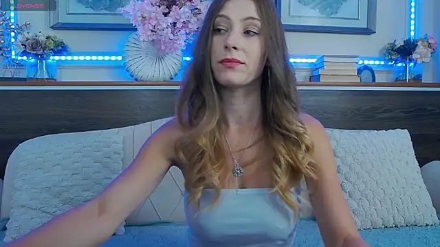 MuseDollX online show from September 9, 6:18 pm