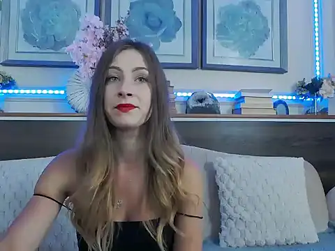 MuseDollX online show from September 10, 7:03 pm