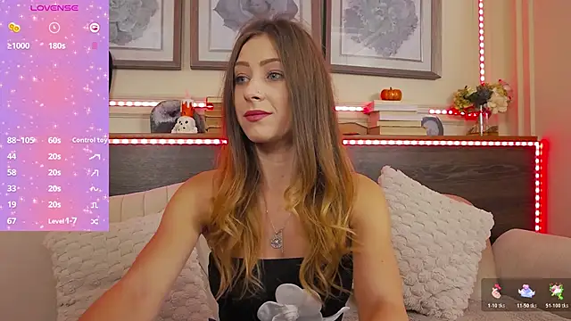 MuseDollX online show from October 25, 6:46 pm