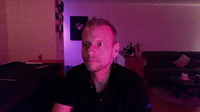 Shenja79 online show from January 15, 6:00 pm