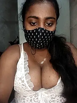 Snapshot of Schii69 chatting on January 31, 8:40 pm Schii69 online show from January 31, 8:40 pm