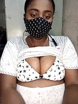 Snapshot of Schii69 chatting on February 11, 8:14 pm Schii69 online show from February 11, 8:14 pm