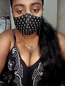 Snapshot of Schii69 chatting on February 23, 8:17 pm Schii69 online show from February 23, 8:17 pm