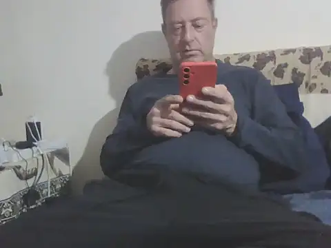 Snapshot of chris7706 chatting on June 18, 12:42 pm chris7706 online show from June 18, 12:42 pm