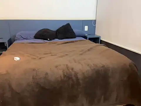 yourghostfit online show from April 17, 10:57 pm