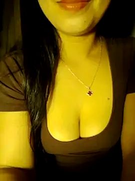 Snapshot of Baby-kis03 chatting on May 4, 4:52 am Baby-kis03 online show from May 4, 4:52 am