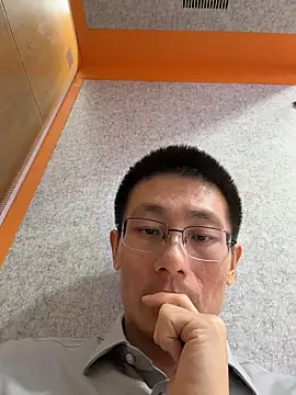 miniyellower online show from February 24, 5:38 am