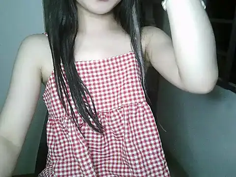 Snapshot of Annabelle-e chatting on September 28, 6:46 pm Annabelle-e online show from September 28, 6:46 pm