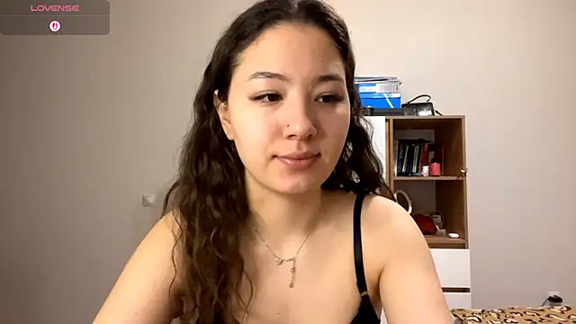 Sakuravice online show from November 5, 12:05 pm