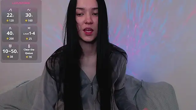 Veliora online show from October 9, 2:59 pm