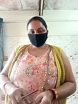 Rakhi sawant143 online show from November 28, 2:14 am