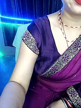 Snapshot of Oh_011 chatting on May 28, 3:42 pm Oh 011 online show from May 28, 3:42 pm