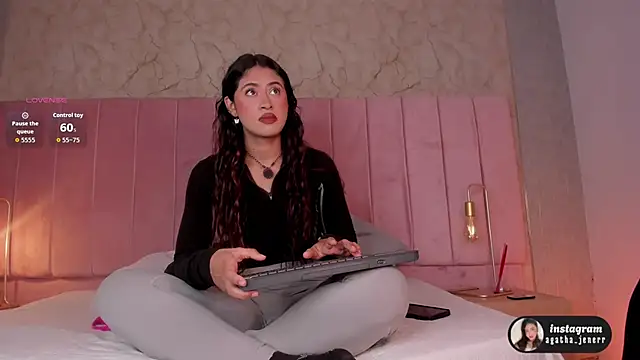 agatha jener online show from January 11, 11:26 am