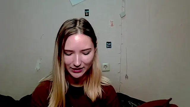  kikiclark   online show from October 10, 8:52 pm