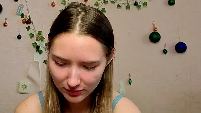  kikiclark   online show from February 8, 12:08 pm