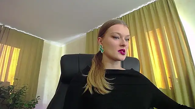 MysticVenus  online show from October 20, 1:44 pm