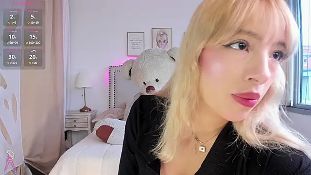 Mayajhons online show from October 18, 12:28 pm