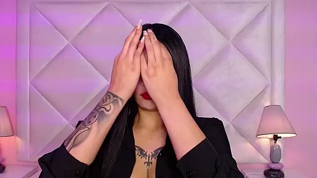 Snapshot of Miaa_Smithh__ chatting on October 30, 12:28 pm Miaa Smithh online show from October 30, 12:28 pm