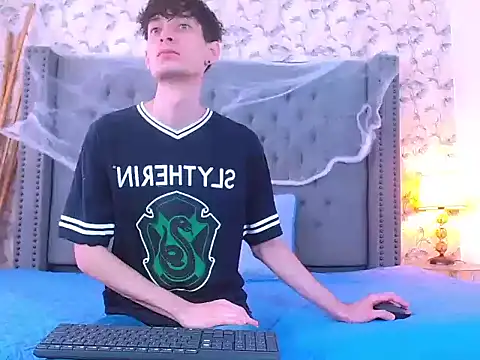 Luke Carter online show from November 1, 1:02 pm