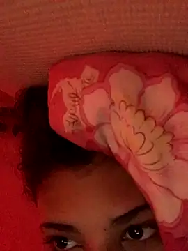 luluzinhax online show from September 25, 1:59 pm