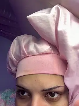 luluzinhax online show from May 14, 3:46 am