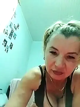 Snapshot of VasylynaLove421 chatting on October 22, 9:14 pm VasylynaLove421 online show from October 22, 9:14 pm