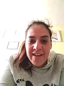 denissebombon online show from February 1, 5:44 pm