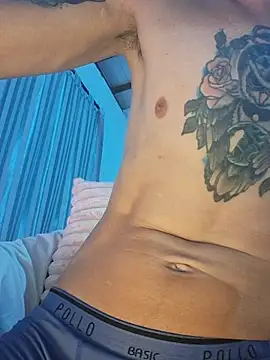 Snapshot of ganjaaman4i21 chatting on October 15, 12:33 am ganjaaman4i21 online show from October 15, 12:33 am